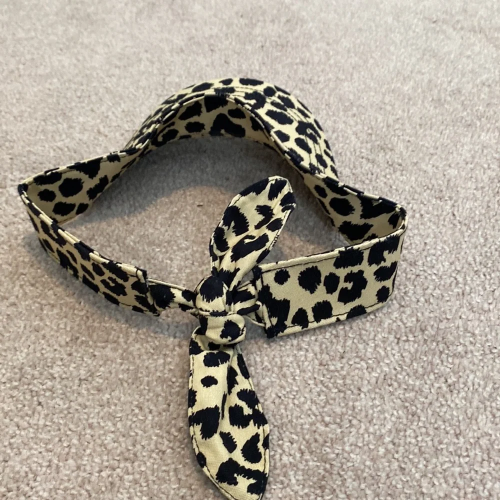 Loeffler Randall stylish leopard